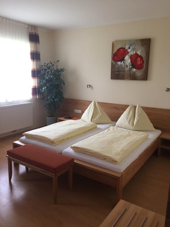 Gasthaus Hotel Feldschlange Рід-ім-Іннкрайс Екстер'єр фото